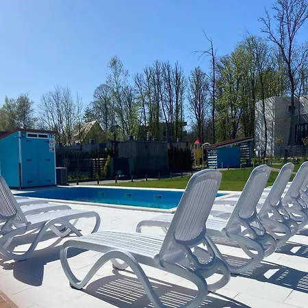 度假居 Comfortable No 2 , Summer Pool 里沃