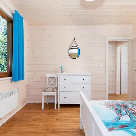 Comfortable No 2 , Summer Pool